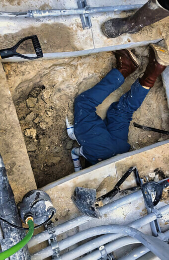 https://plumberjandakot.com.au/uploads/2025/06/commercial-plumbing-722681.jpg