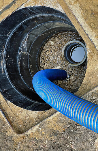 https://plumberjandakot.com.au/uploads/2025/06/pipe-relining-84958.jpg